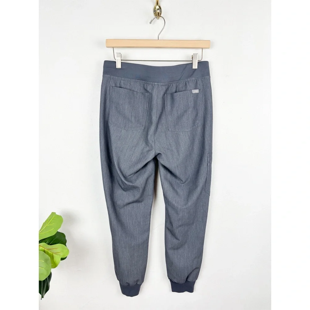 NWOT Figs Zamora 2.0 Gray Graphite Jogger Scrub Pants Sz S/P - Picture 4 of 9